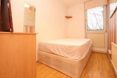 Single Room to rent in Dethick Court, Ford Road, Bow, London, E3