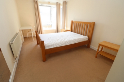 Double room - Single use to rent in Bartholomew Court, 10 Newport Avenue, East India, London, E14
