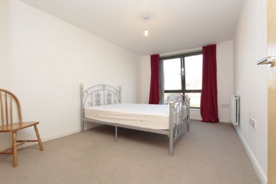Double Room to rent in Ariel Apartments,1 Crediton Road, Royal Victoria, London, E16