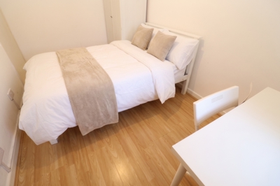 Single Room to rent in Capstan Square, Crossharbour,South Quay, London, E14