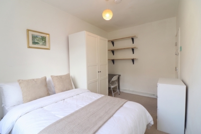 Double room - Single use to rent in Chancellor House,Green Bank, Wapping, London, E1W