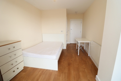 Ensuite Single Room to rent in Barquentine Heights,4 Peartree Way, Greenwich, London, SE10