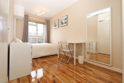 Double room - Single use to rent in Eric Street, Mile End, London, E3