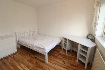 Double room - Single use to rent in Eric Street, Mile End, London, E3