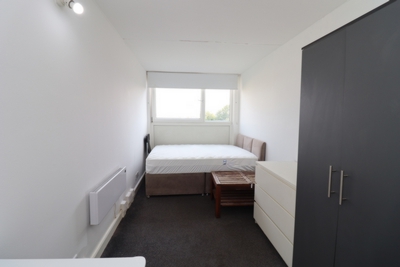 Double room - Single use to rent in Bakersfield,Crayford Road, Holloway, London, N7