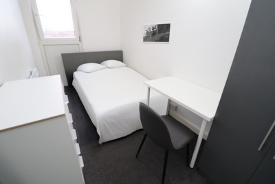 Double room - Single use to rent in Bakersfield,Crayford Road, Holloway, London, N7