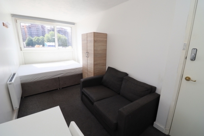 Double room - Single use to rent in Bakersfield,Crayford Road, Holloway, London, N7