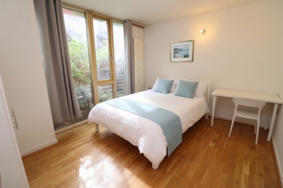 Double room - Single use to rent in Becquerel Court,West Parkside, Greenwich, London, SE10