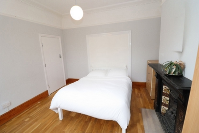 Double room - Single use to rent in Albacore Crescent, Lewisham, London, SE13