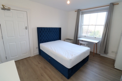 Double room - Single use to rent in Bow Road, Bow Road, London, E3
