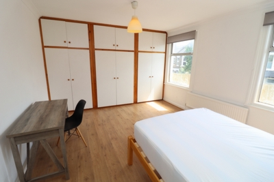 Double room - Single use to rent in Bollo Bridge Road, South Acton, London, W3