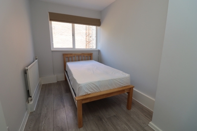 Single Room to rent in Stafford Court,Copley Close, West Ealing, London, W7