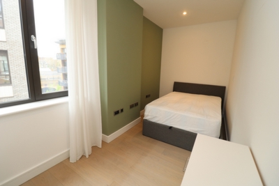 Double room - Single use to rent in Rosewood Building,Cremer Street, Hoxton, London, E2