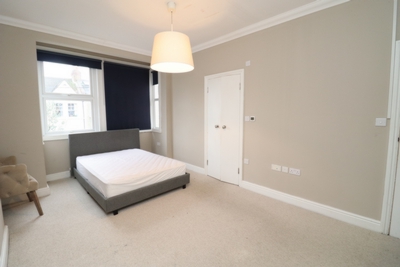 Ensuite Single Room to rent in Maldon Road, Acton Central, London, W3