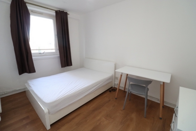 Double room - Single use to rent in Norton House,Roman Road, Bethnal Green, London, E2