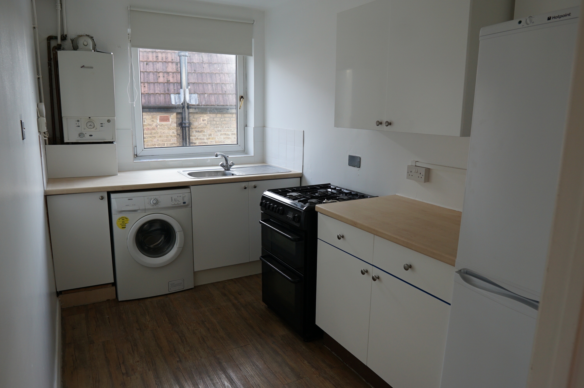 2 Bedroom Apartment to rent in Wimbledon, London, SW19