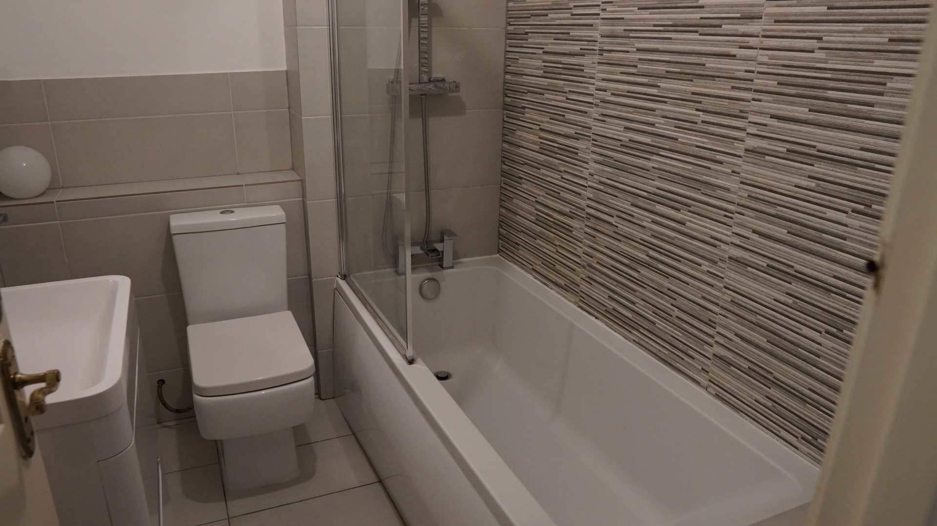 1 Bedroom Purpose Built to rent in Mitcham, Surrey, CR4