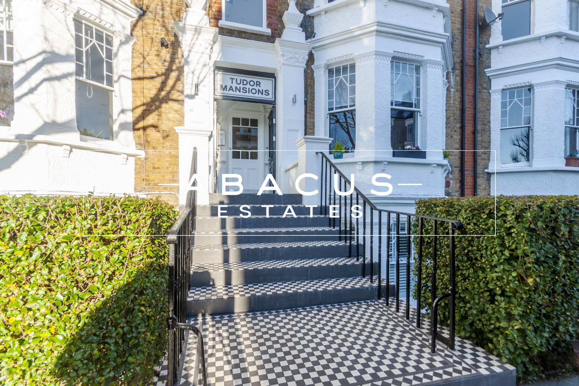 3 Bedroom Mansion Block to rent in West Hampstead, London, NW6