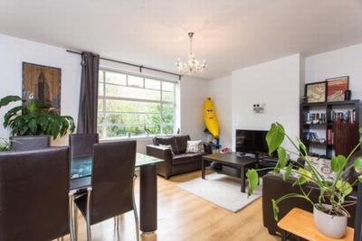 3 Bedroom Flat to rent in Brookland Rise, Hampstead Garden Suburbs, London, NW11