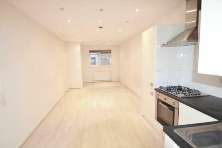 Flat to rent in Temple Fortune, London, NW11
