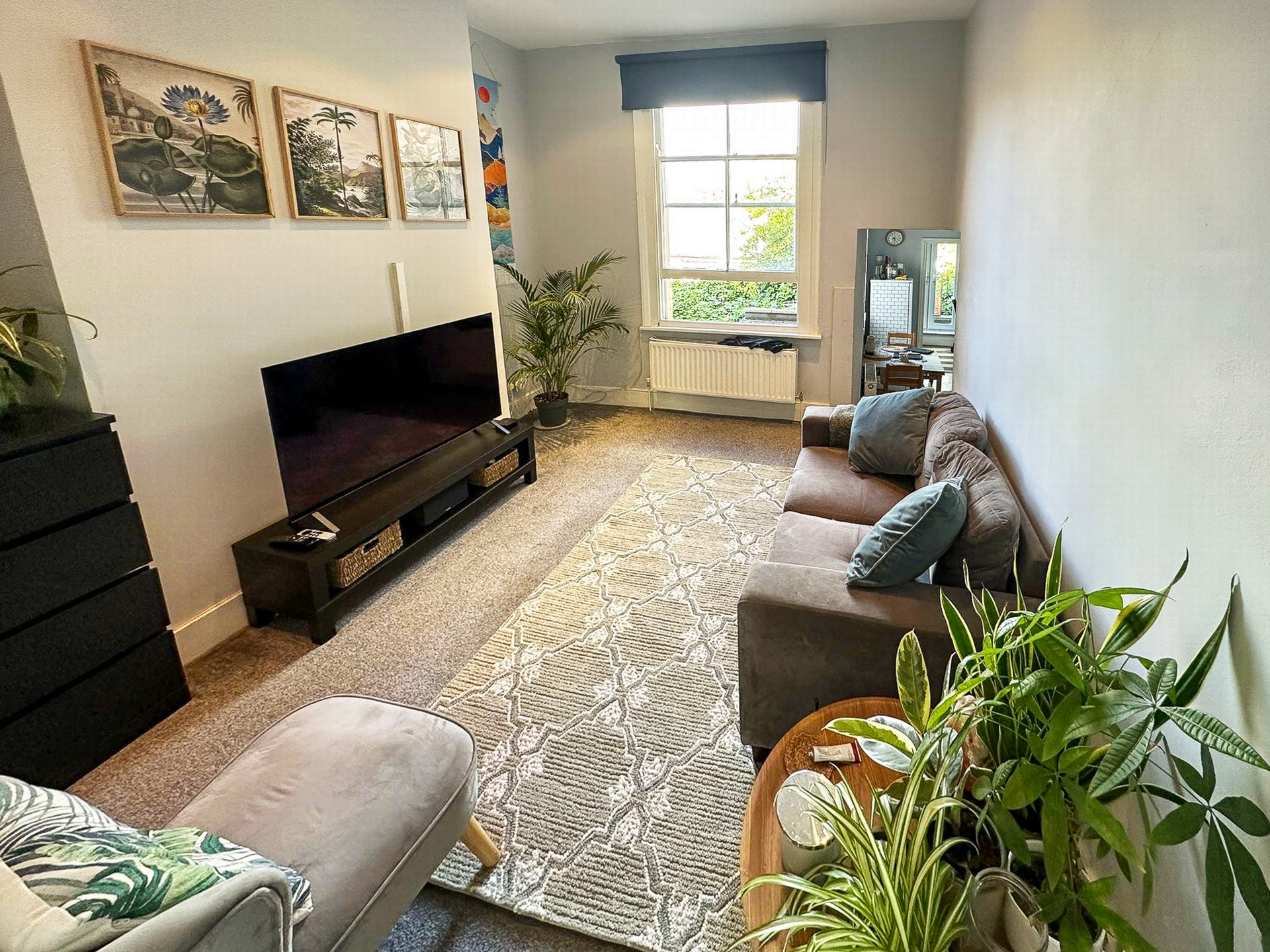 1 Bedroom Apartment to rent in West Hampstead, London, NW6