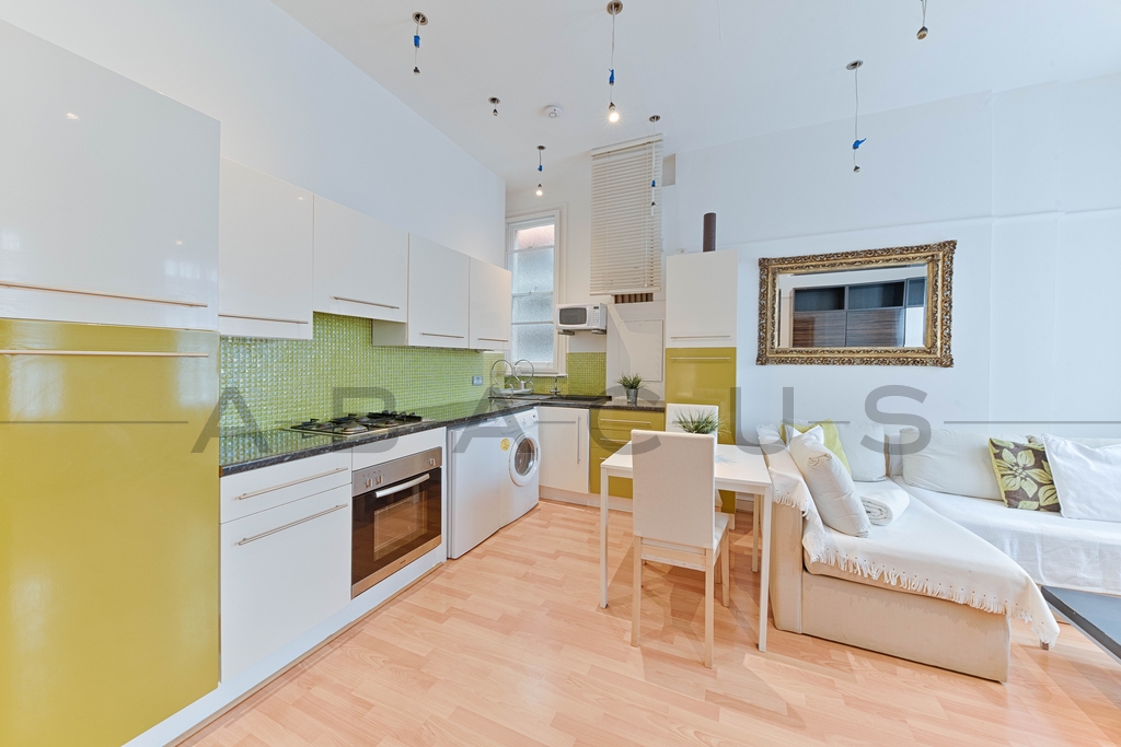 1 Bedroom Flat to rent in Willesden Green, London, NW2