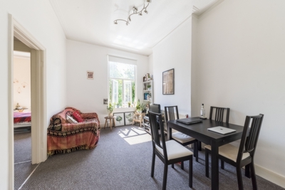 1 Bedroom Flat to rent in Minster Road, West Hampstead, London, NW2