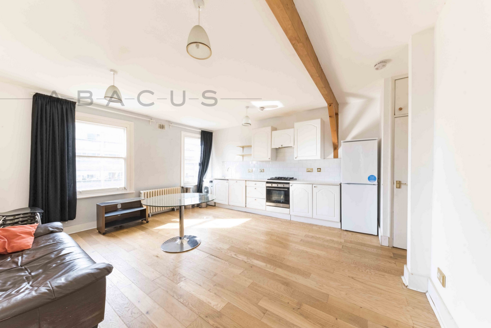 2 Bedroom Flat to rent in Willesden Junction, London, NW10