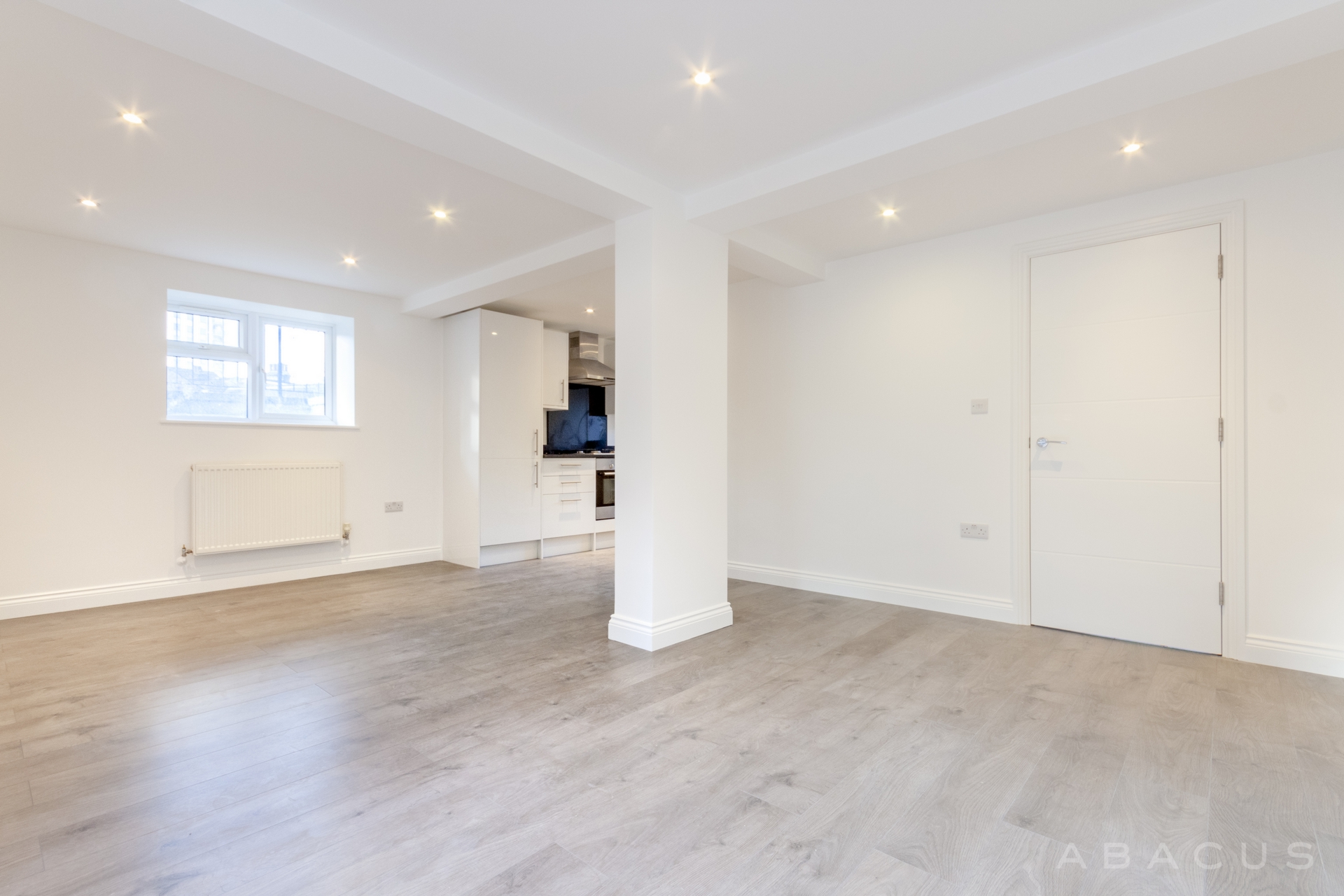 2 Bedroom Flat to rent in Finchley Road, Childs Hill, London, NW11