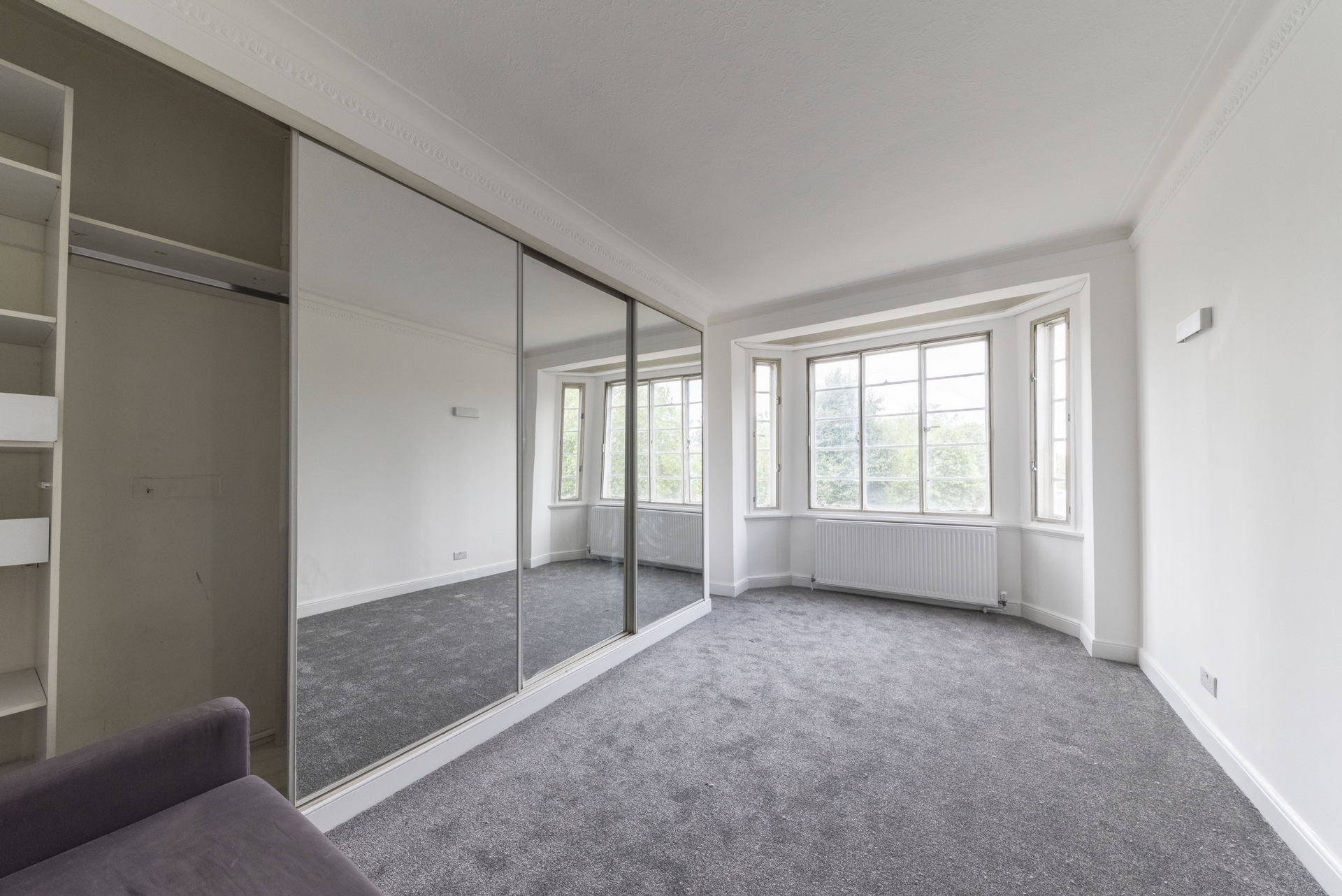 3 Bedroom Flat to rent in Kilburn, London, NW2