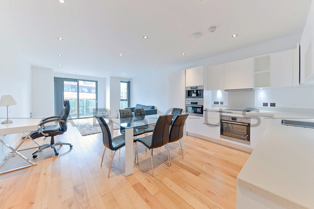 2 Bedroom Flat to rent in Finchley Road, London, NW3