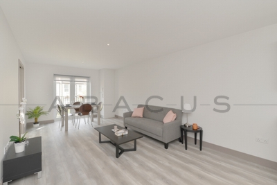 2 Bedroom Flat to rent in Ballards Lane, North Finchley, London, N12