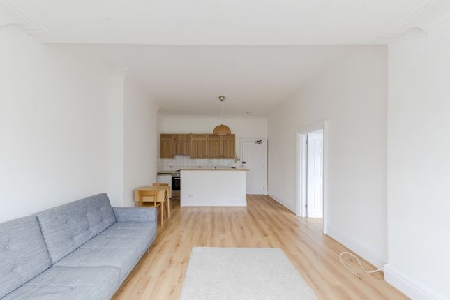 1 Bedroom Flat to rent in West Hampstead, London, NW2