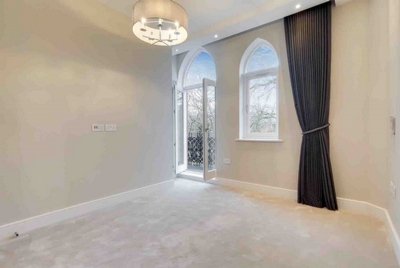 4 Bedroom Apartment to rent in Fitzjohns Avenue, Hampstead, London, NW3