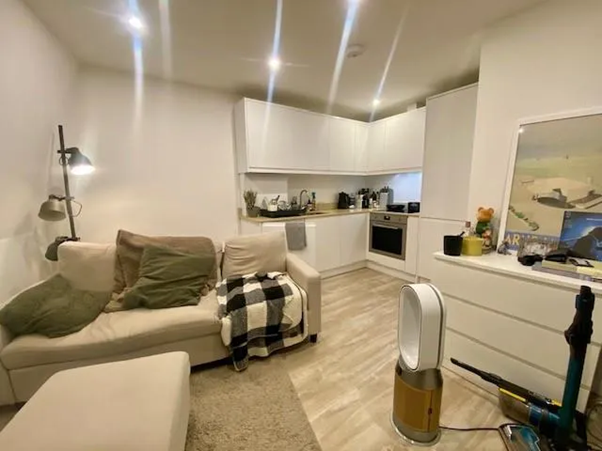 1 Bedroom Apartment to rent in West Hampstead, London, NW6