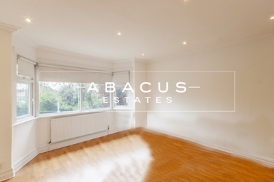 2 Bedroom Flat to rent in Finchley Road, Golders Green, London, NW11