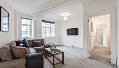 2 Bedroom Flat to rent in Park Road, Regents Park, London, NW8