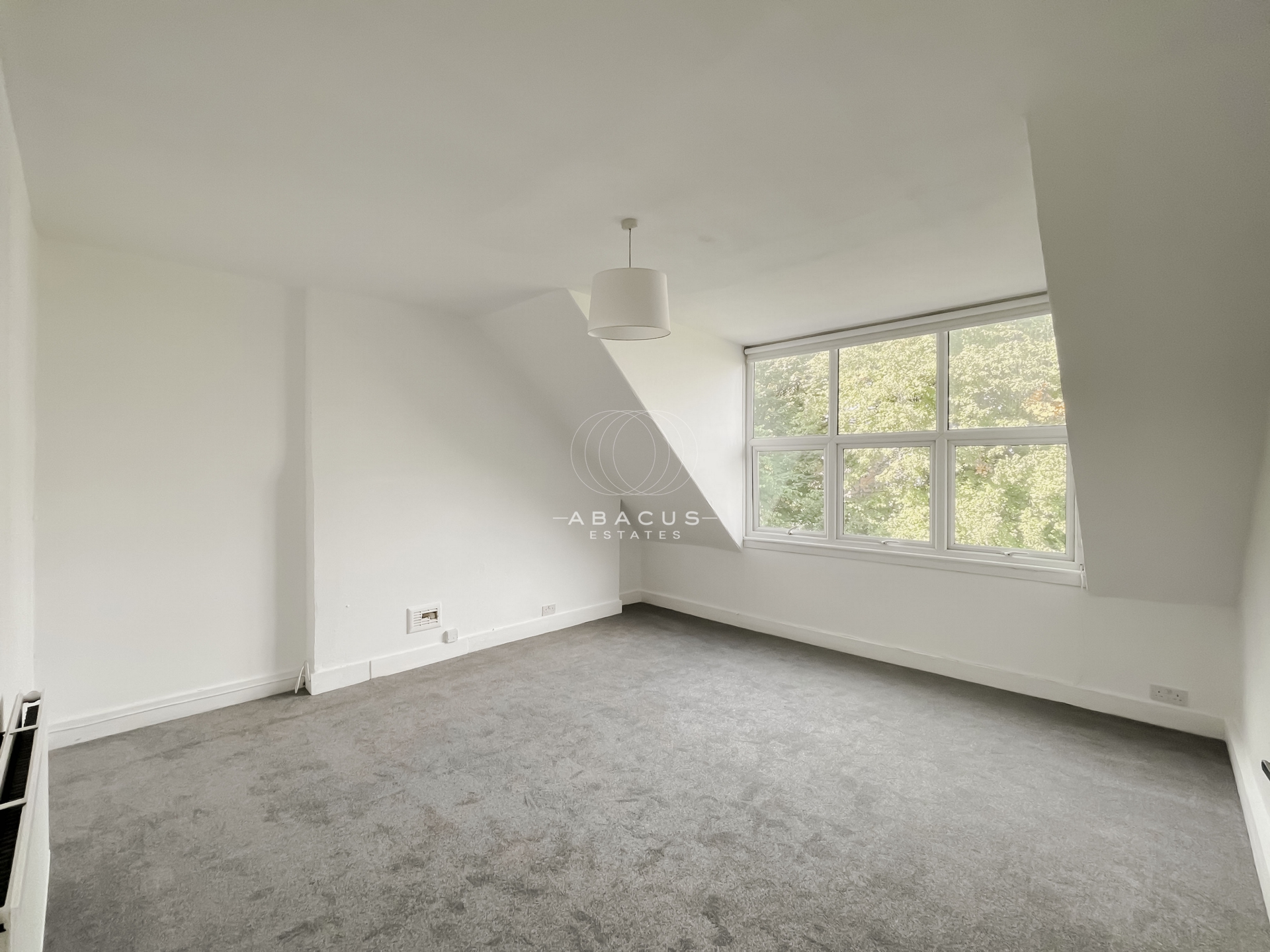 Apartment to rent in Belsize Park, London, NW3