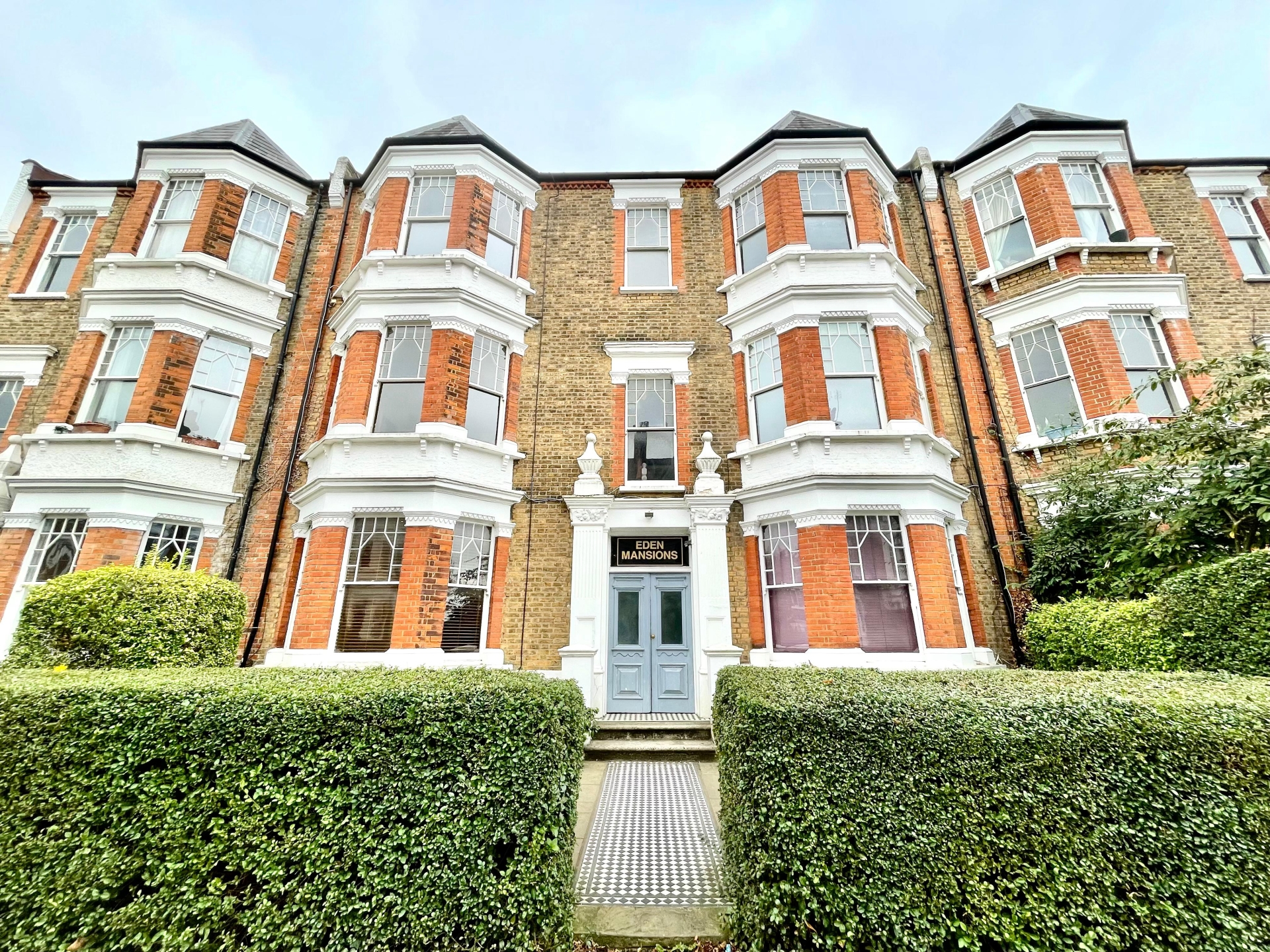 3 Bedroom Apartment to rent in West Hampstead, London, NW6