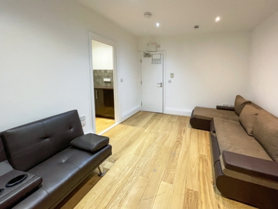 Studio to rent in West End Lane, West Hampstead, London, NW6
