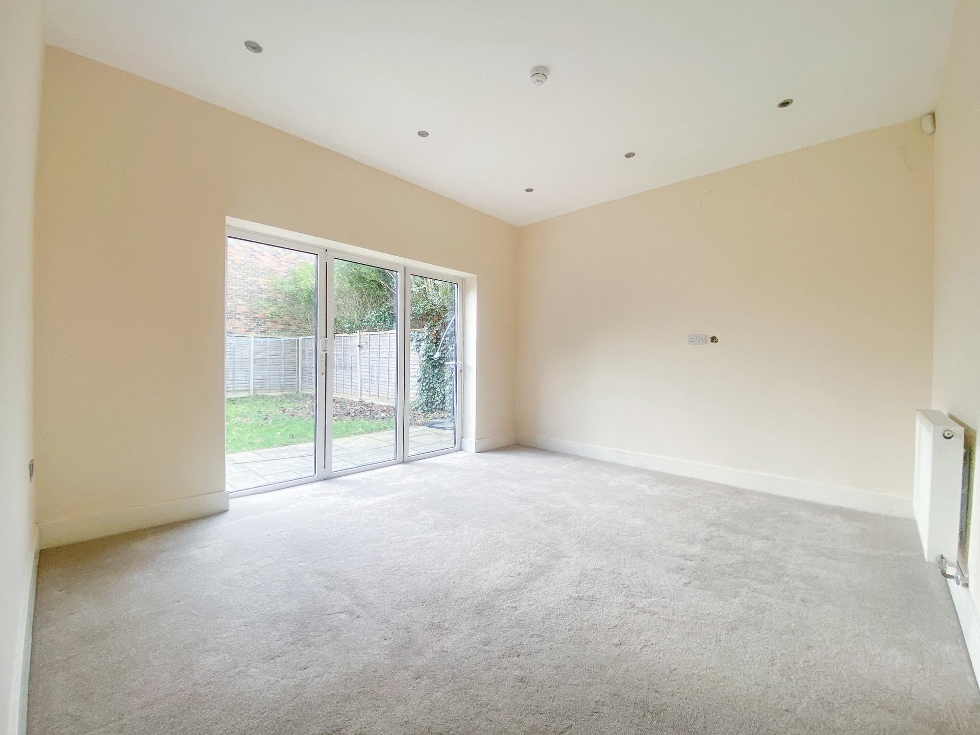 Room To Let to rent in Uxbridge Road, Stanmore, HA7