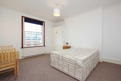 Bedsit to rent in Belsize Road, South Hampstead, London, NW6