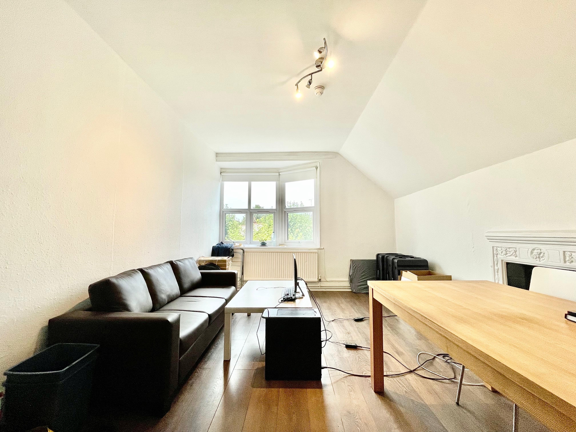 1 Bedroom Flat to rent in Princes Avenue, Muswell Hill, London, N10