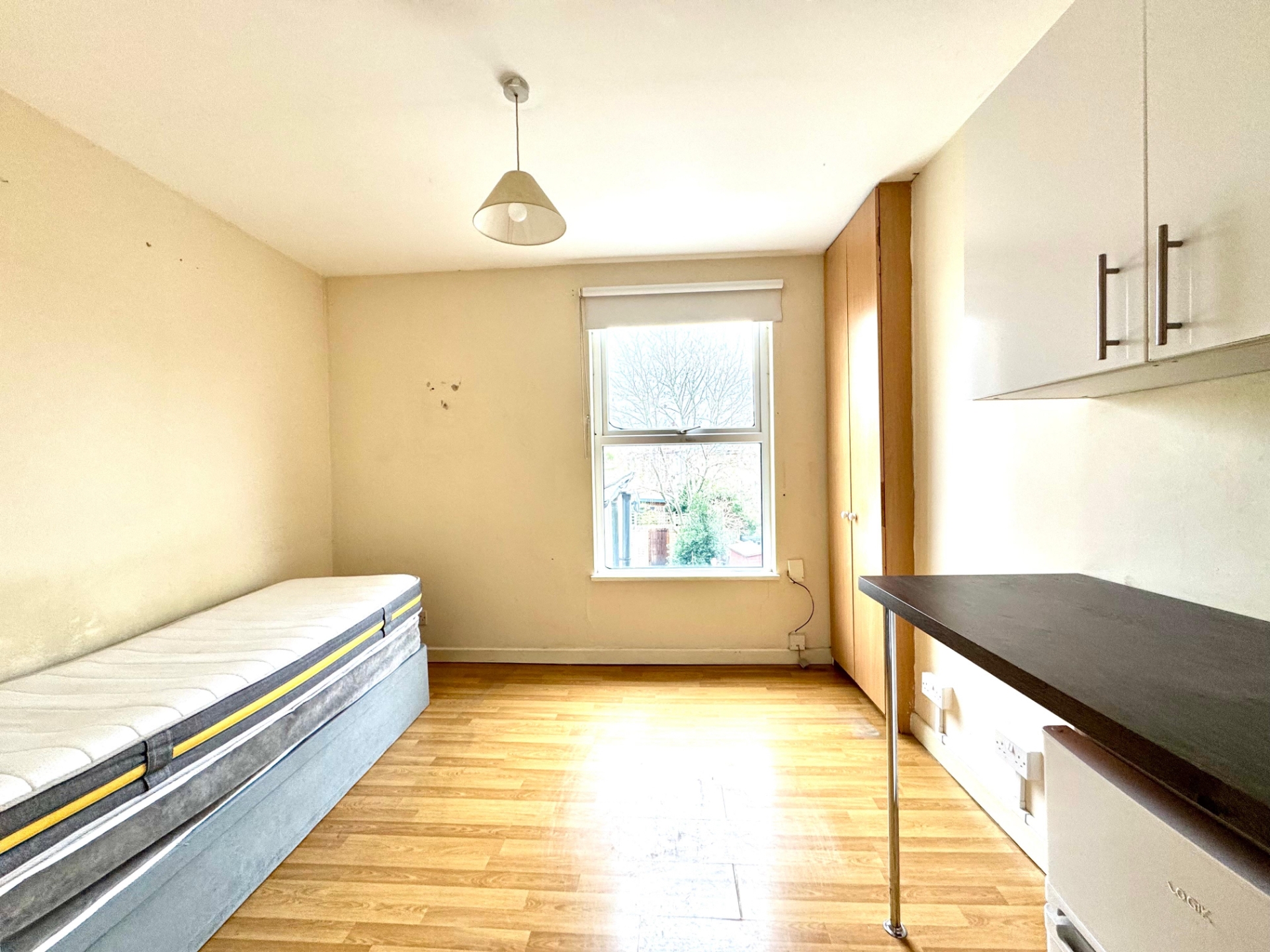 Flat to rent in , London, NW6