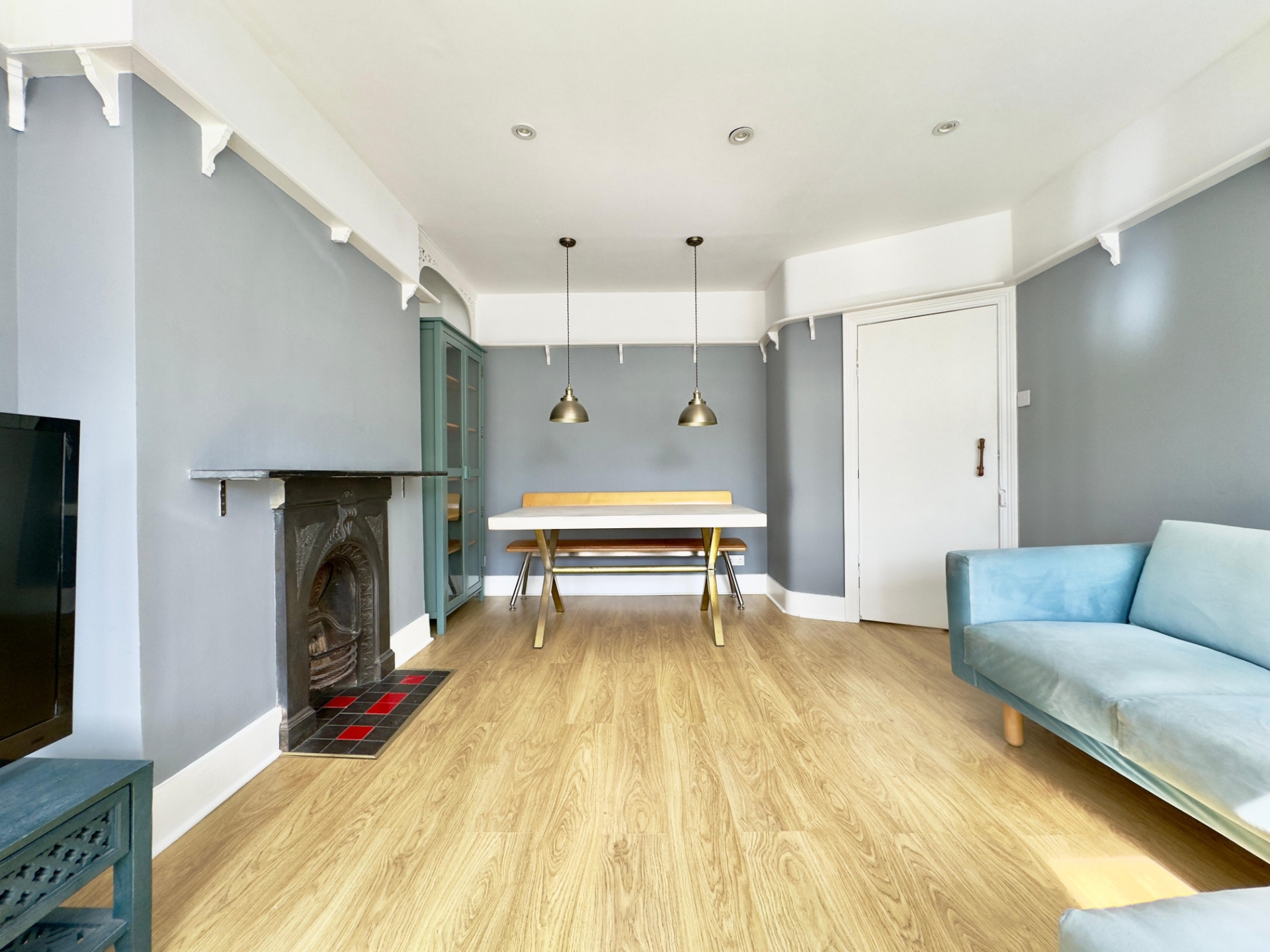 1 Bedroom Flat to rent in Inglewood Road, West Hampstead, London, NW6