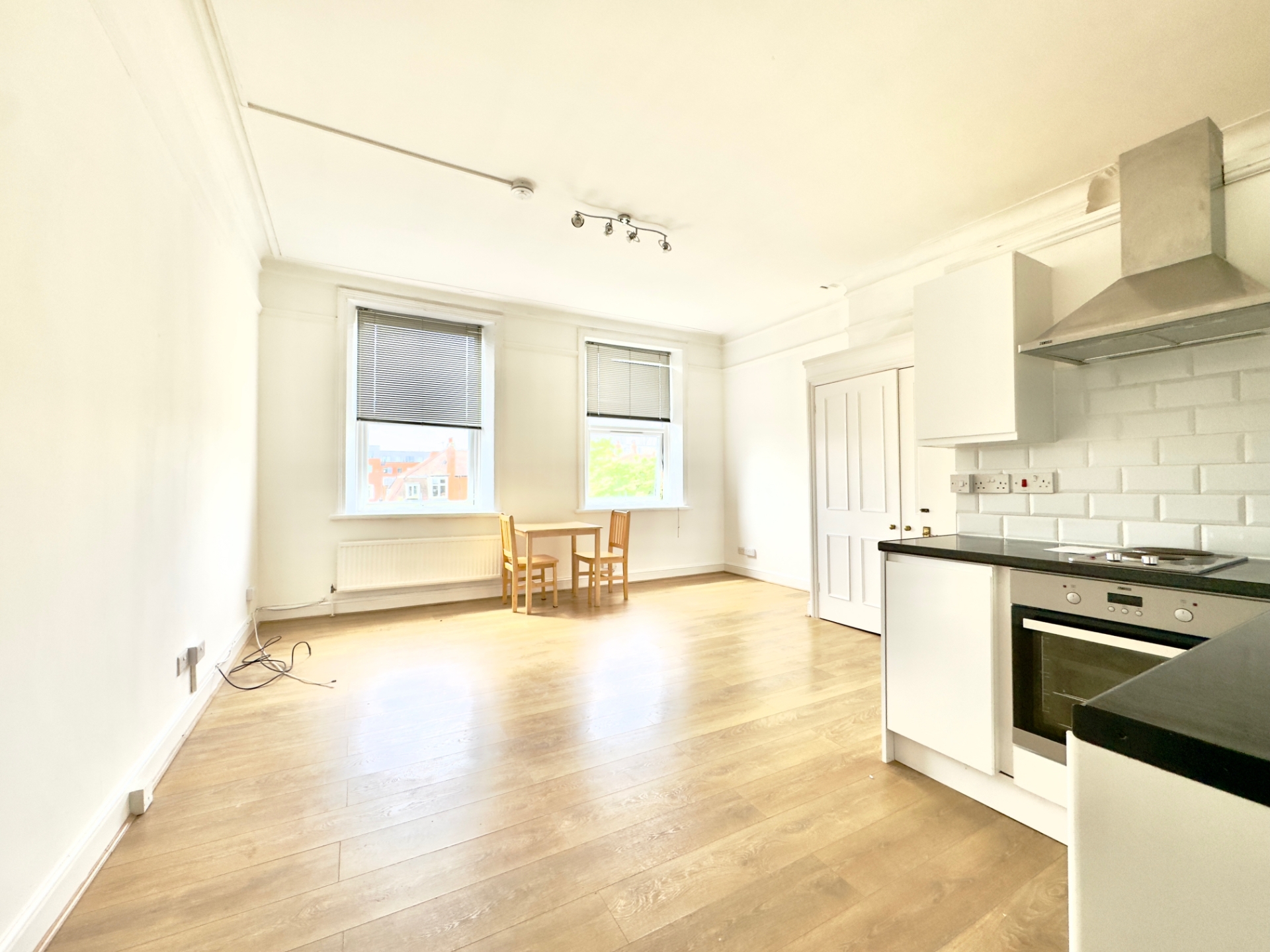 Studio Flat to rent in Fawley Road, West Hampstead, London, NW6