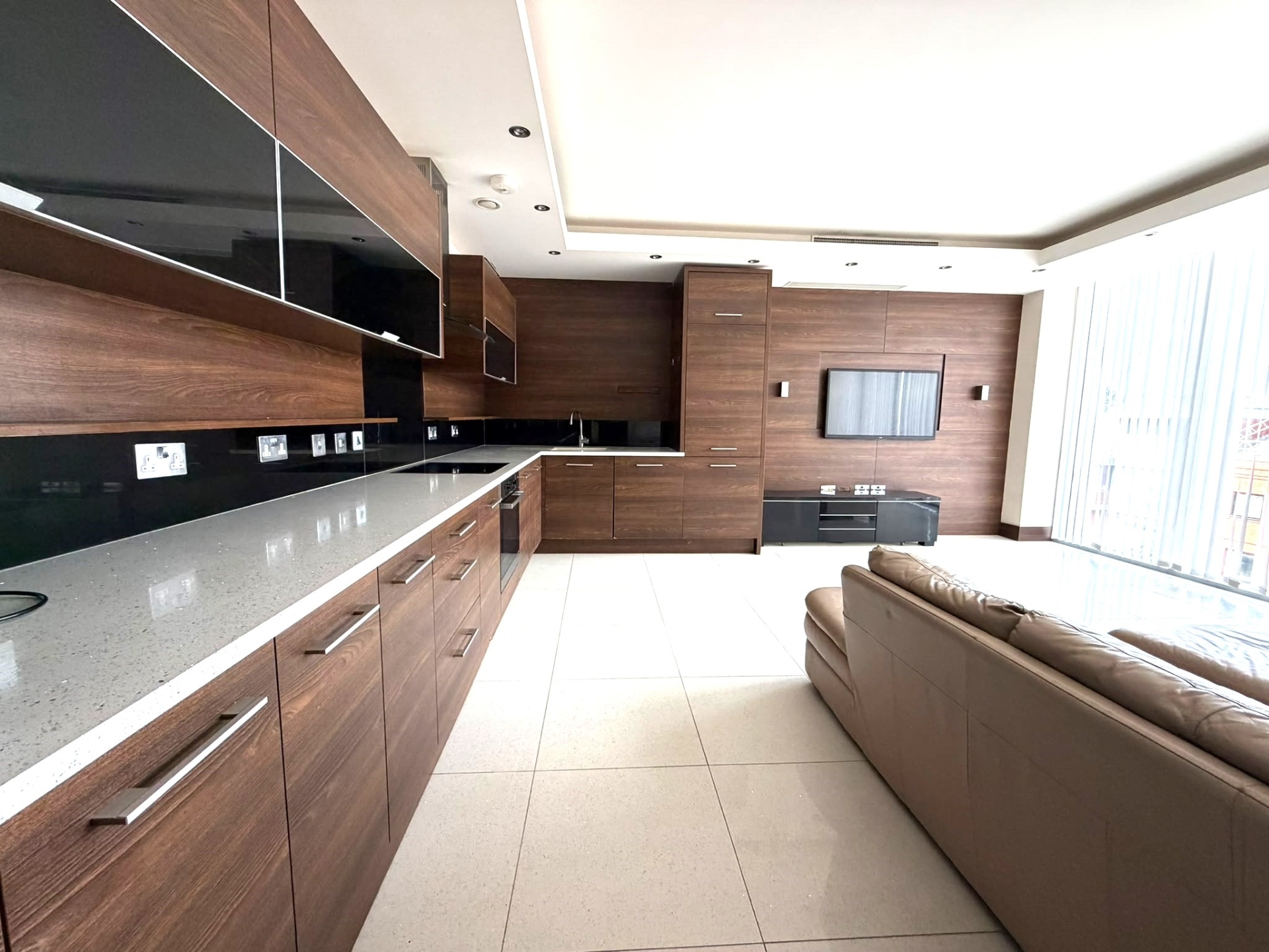 2 Bedroom Flat to rent in , Harrow, HA1