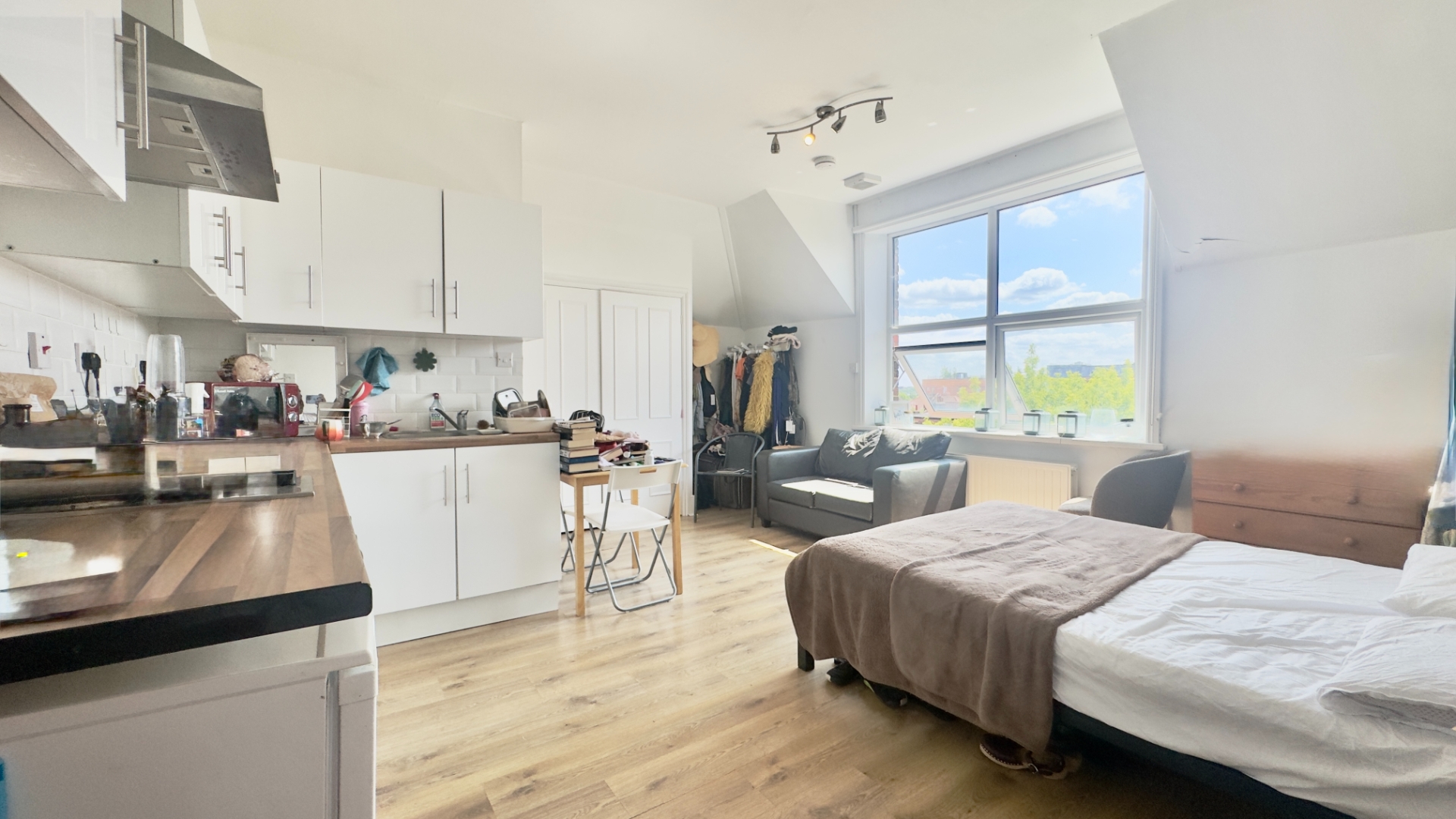 Studio Flat to rent in Fawley Road, West Hampstead, London, NW6