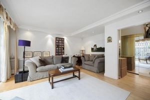 5 Bedroom House to rent in Meadowbank, Primrose Hill, London, NW3