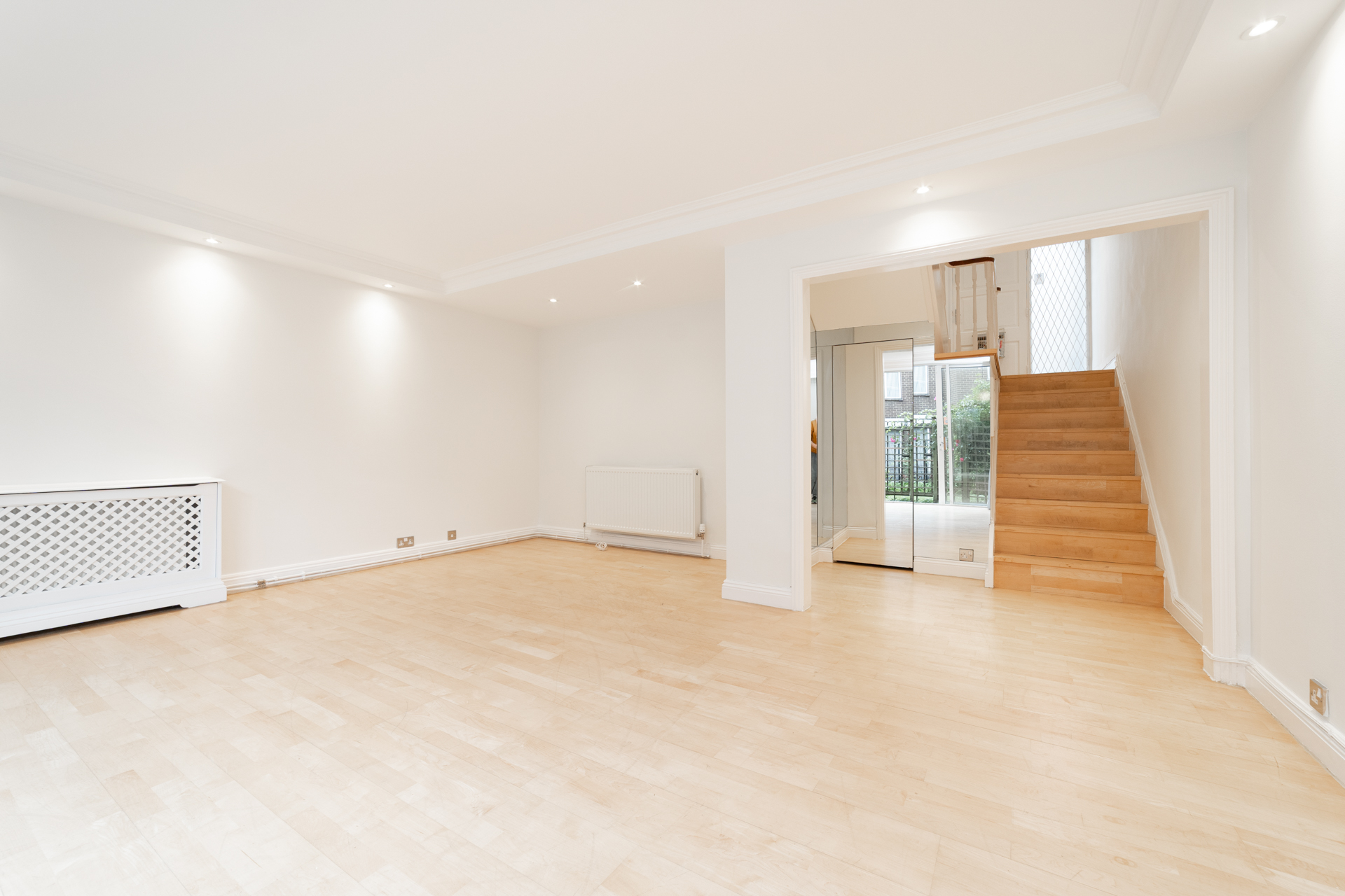 5 Bedroom House to rent in Primrose Hill, London, NW3